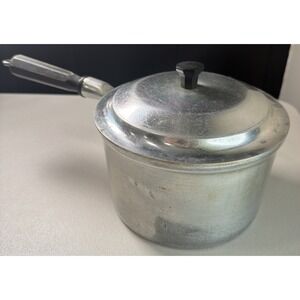Vintage Miracle Maid Aluminum 7"x 4.5" Cookware Pot Sauce Pan Wood Handle w/Lid